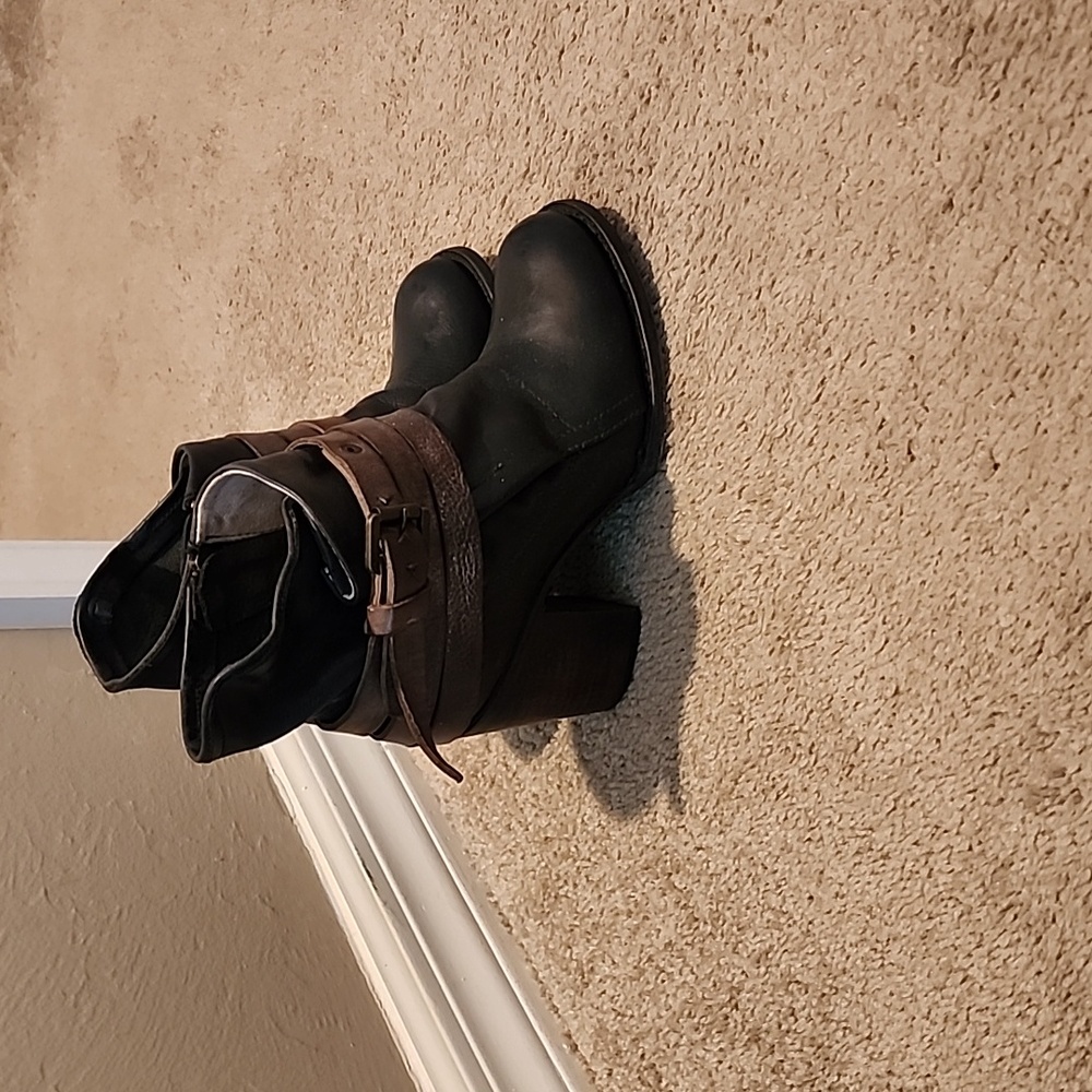 Freebird blaze booties, very rustic.